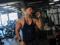 Lewis_Moon